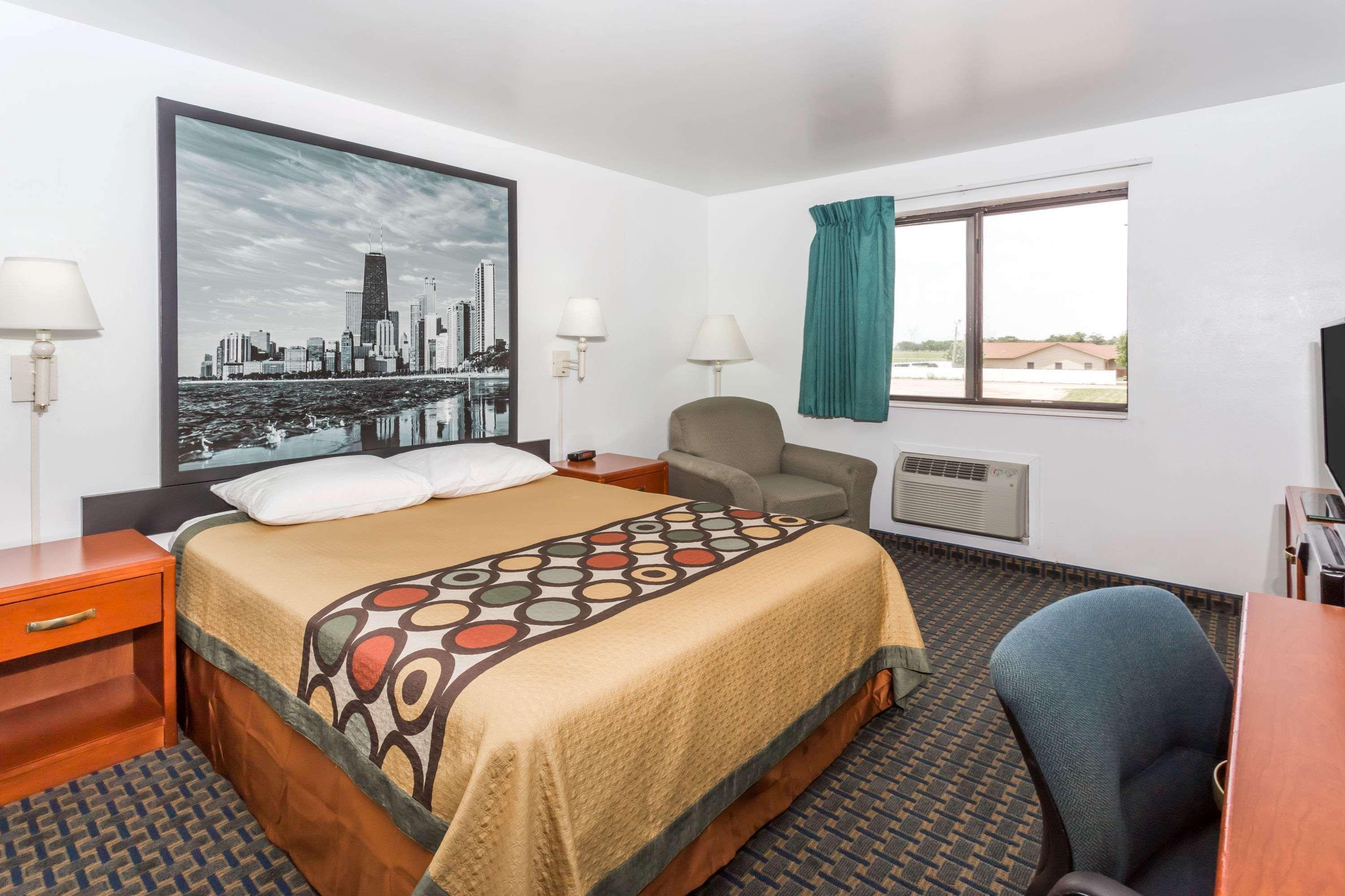 Super 8 By Wyndham Rock Falls Sterling Area Экстерьер фото