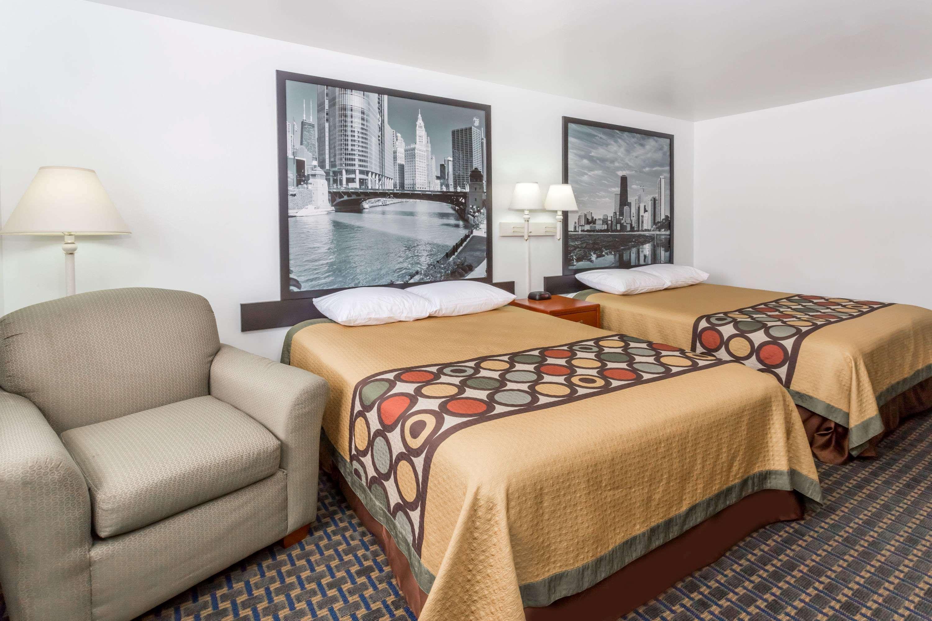 Super 8 By Wyndham Rock Falls Sterling Area Экстерьер фото
